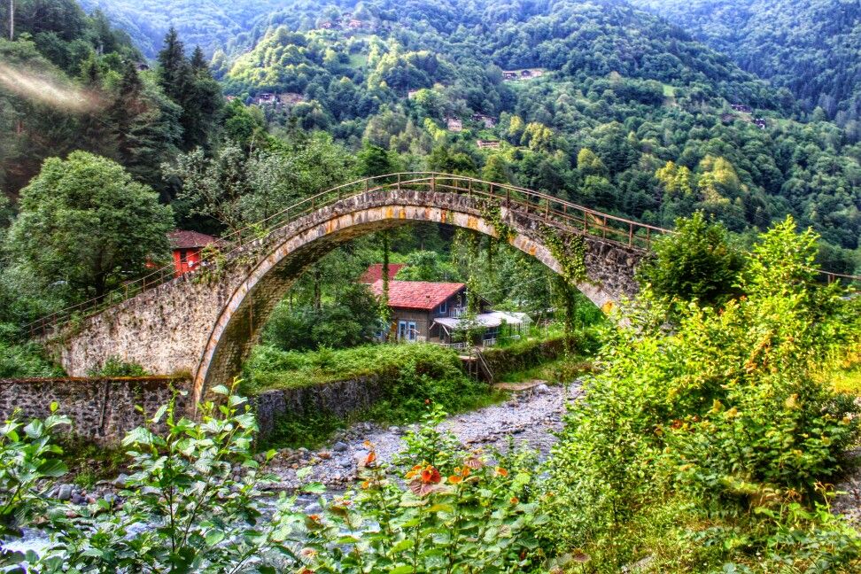 Şenyuva Köyü (Çinçiva Köprüsü ve Otantik Yaşam)